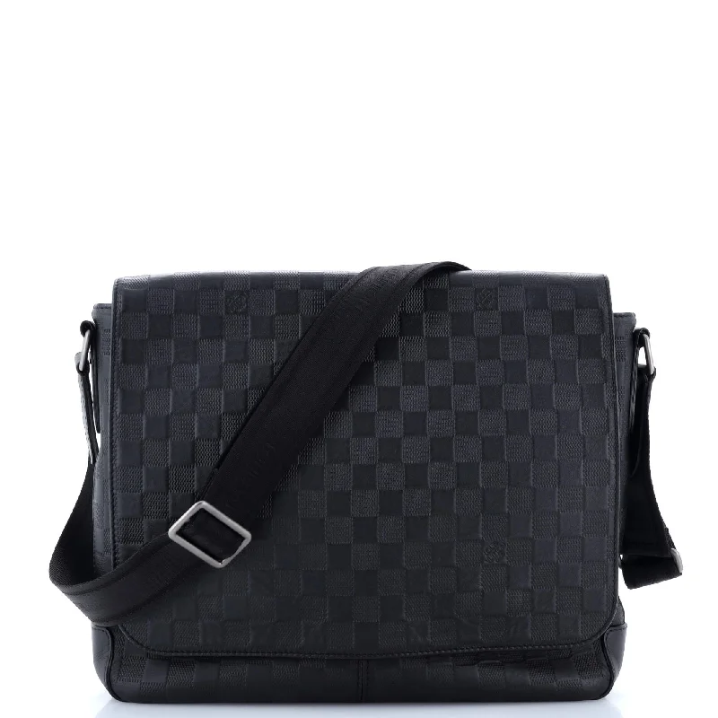 District Messenger Bag Damier Infini Leather MM