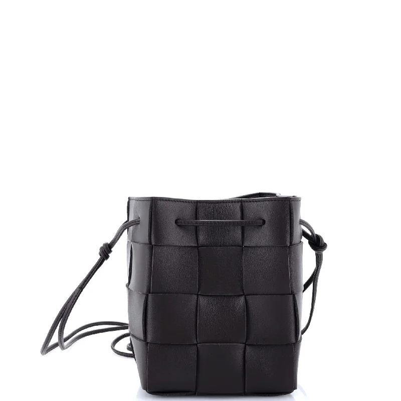 Cassette Bucket Bag Maxi Intrecciato Leather Small