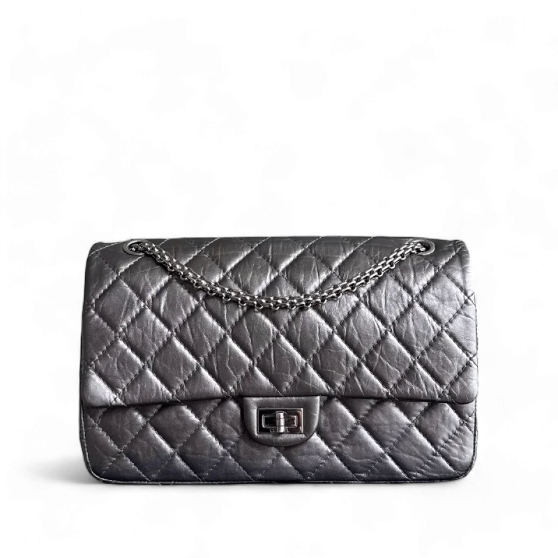 Chanel 2.55 Reissue 226 - Quilted Calfskin Noir Metal Silver Hardware Series 15